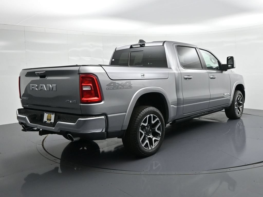 Ram 1500 Vehicle Full-screen Gallery Image 6