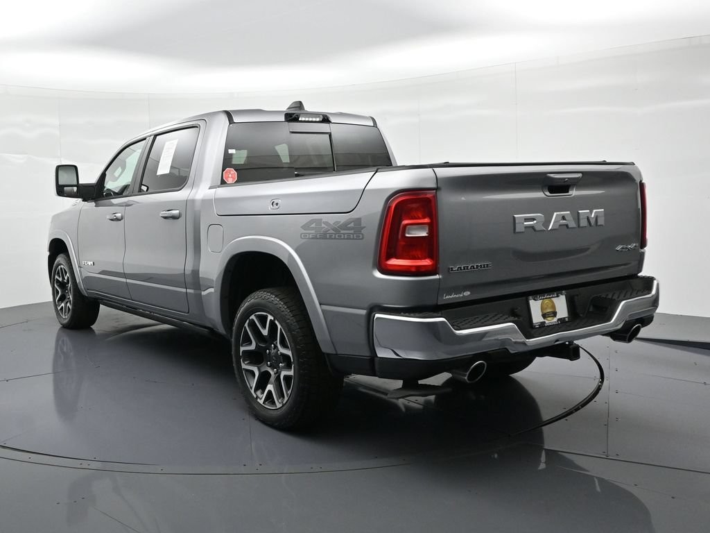 Ram 1500 Vehicle Full-screen Gallery Image 8