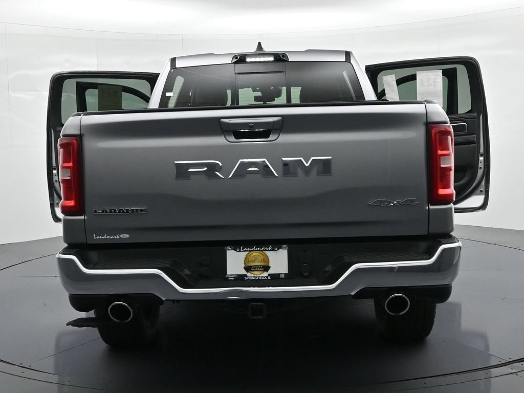 Ram 1500 Vehicle Full-screen Gallery Image 27