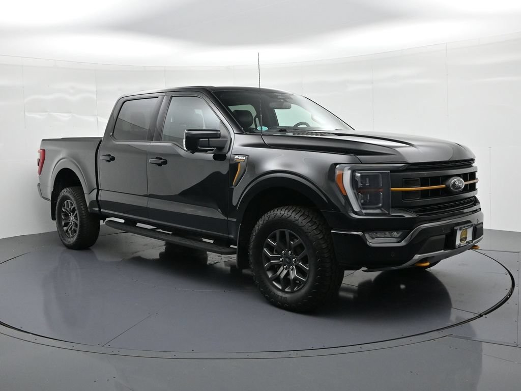 Ford F-150 Vehicle Full-screen Gallery Image 4