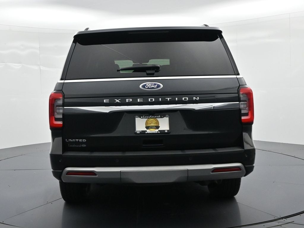 Ford Expedition Vehicle Full-screen Gallery Image 7