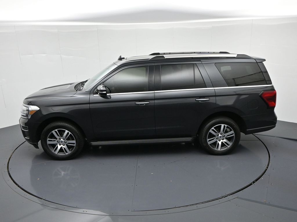 Ford Expedition Vehicle Full-screen Gallery Image 22