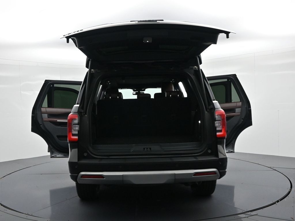 Ford Expedition Vehicle Full-screen Gallery Image 30