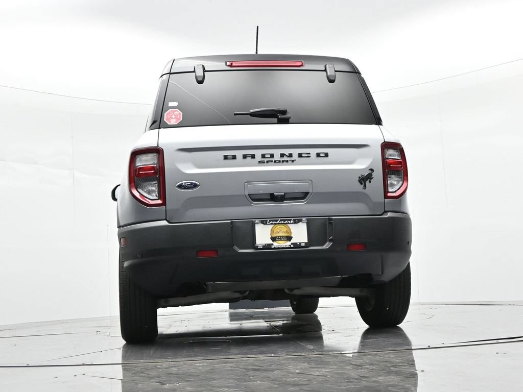 Ford Bronco Sport Vehicle Full-screen Gallery Image 22