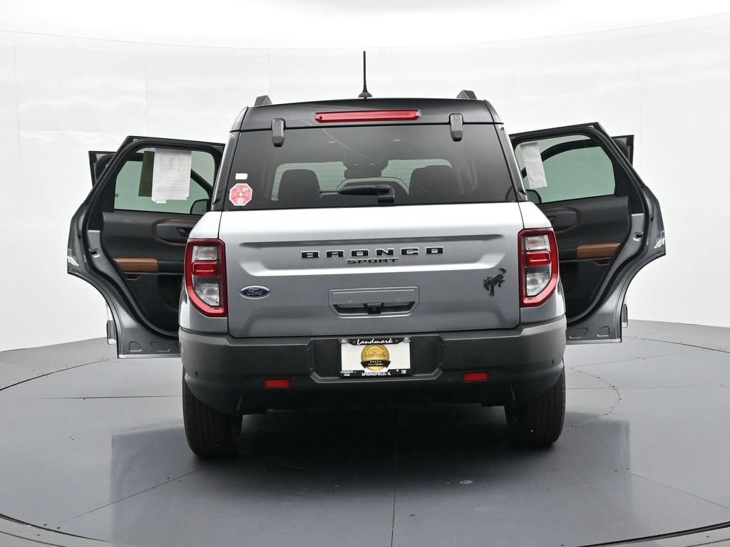 Ford Bronco Sport Vehicle Full-screen Gallery Image 28