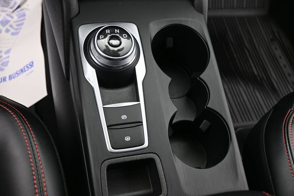 Ford Escape Vehicle Full-screen Gallery Image 12