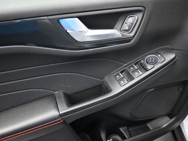 2025 Ford Escape ST-Line - Photo 10