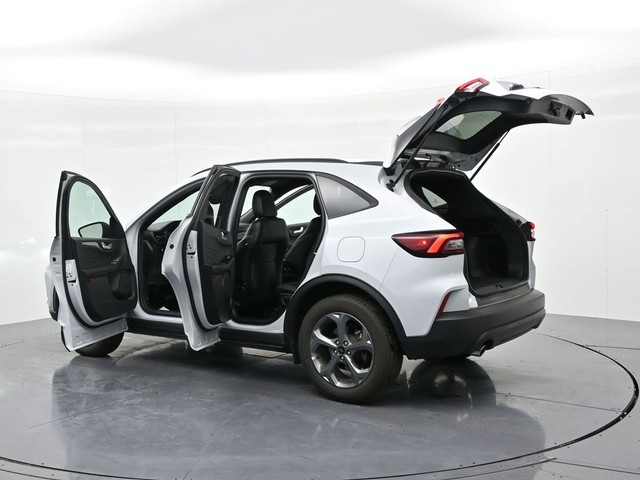 2025 Ford Escape ST-Line - Photo 25