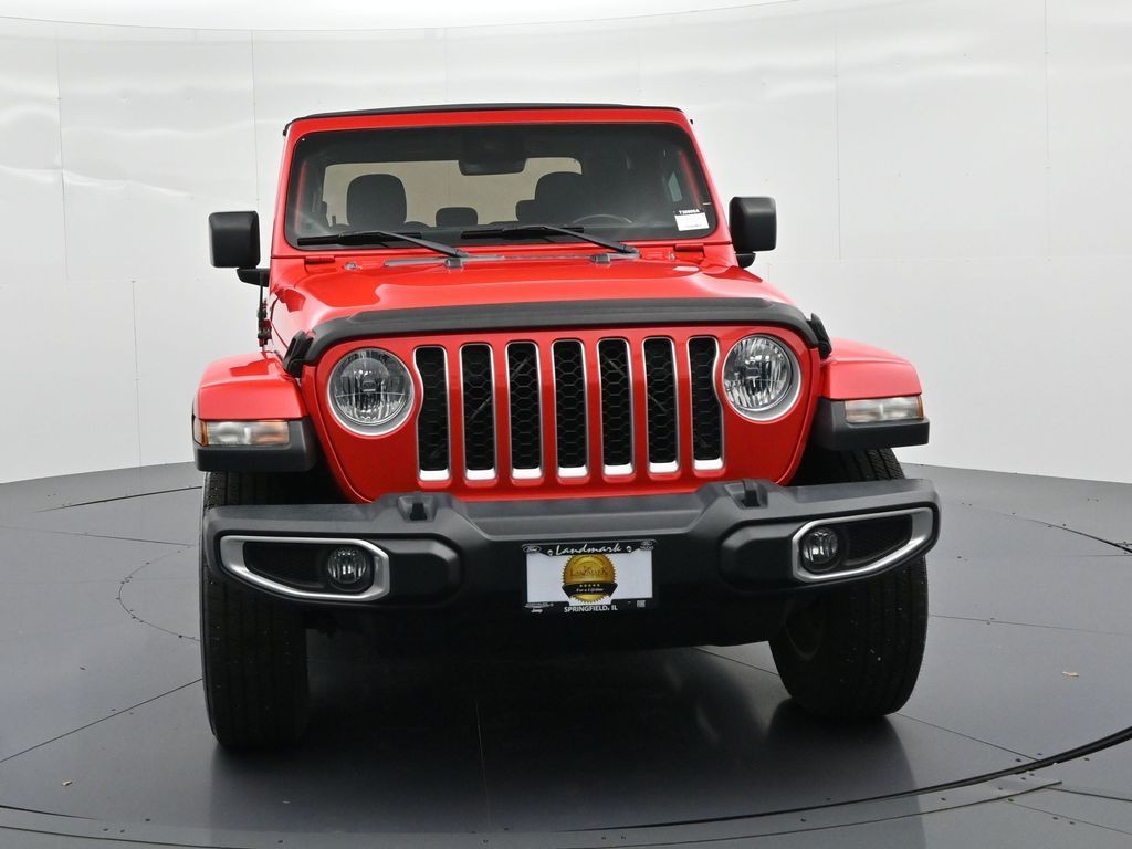 Jeep Gladiator Vehicle Full-screen Gallery Image 3