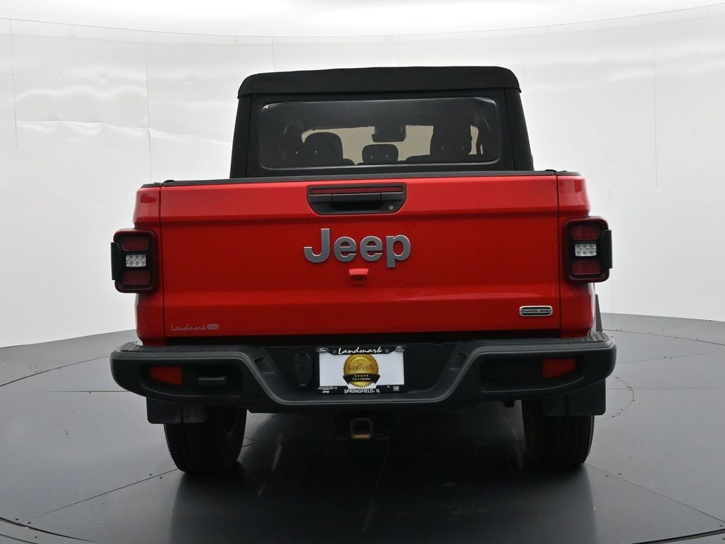 Jeep Gladiator Vehicle Full-screen Gallery Image 7