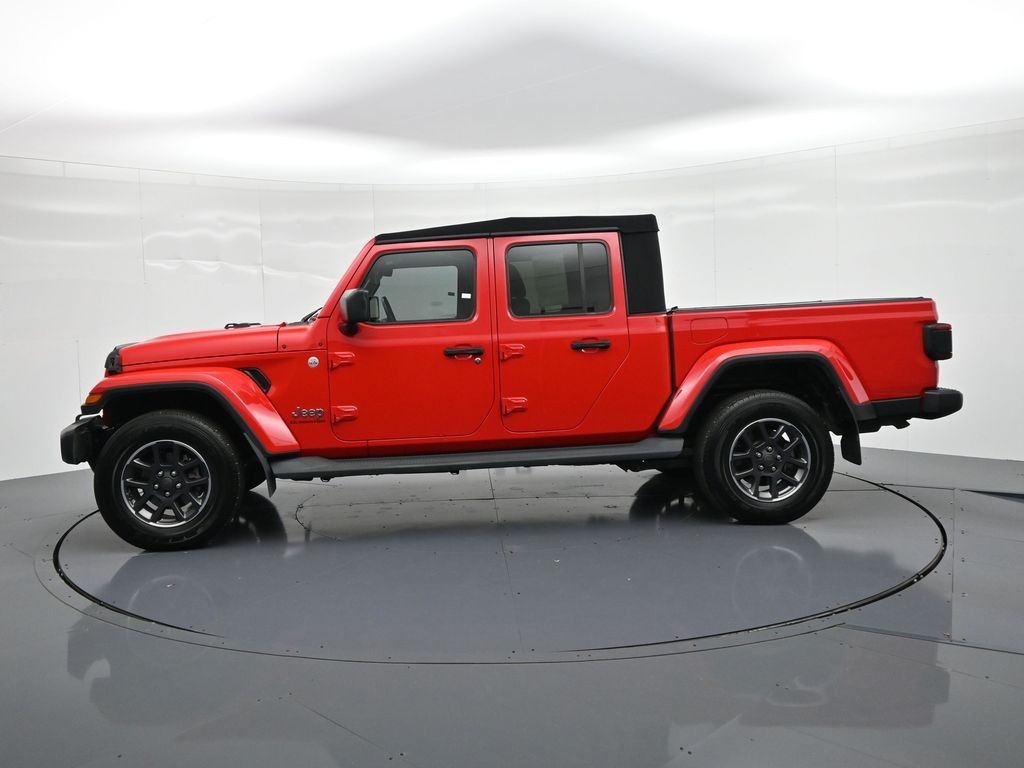 Jeep Gladiator Vehicle Full-screen Gallery Image 9
