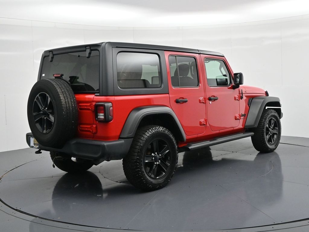 Jeep Wrangler Unlimited Vehicle Full-screen Gallery Image 6