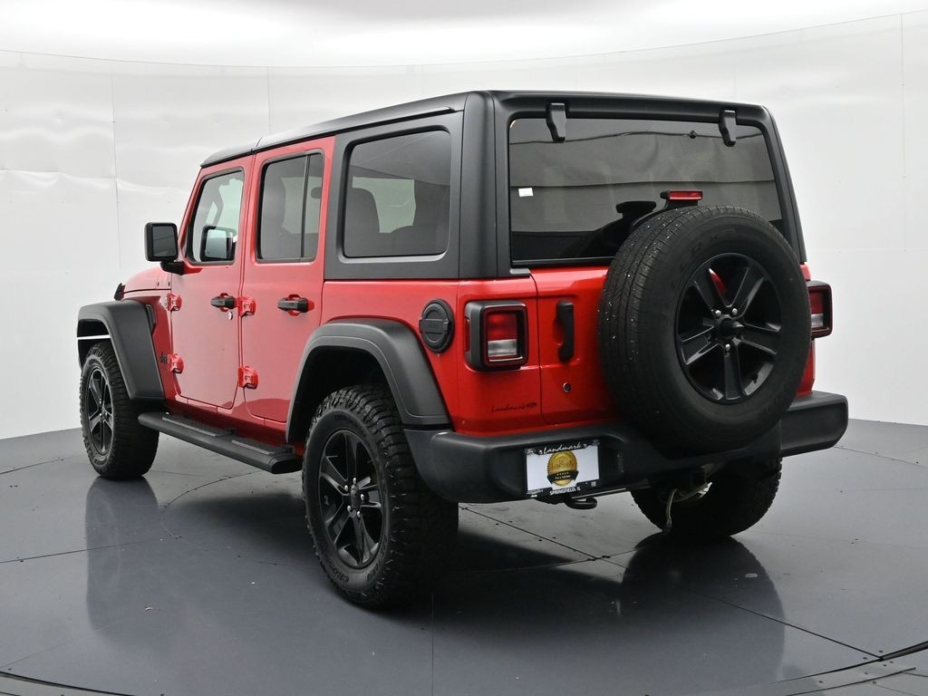 Jeep Wrangler Unlimited Vehicle Full-screen Gallery Image 8