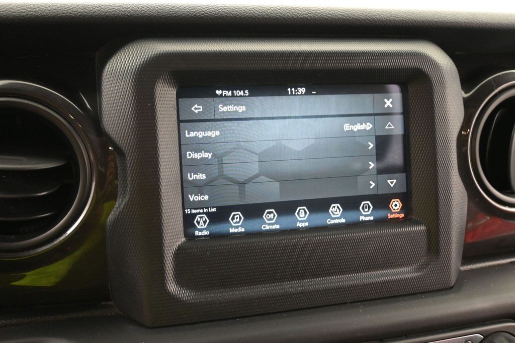 Jeep Wrangler Unlimited Vehicle Full-screen Gallery Image 10