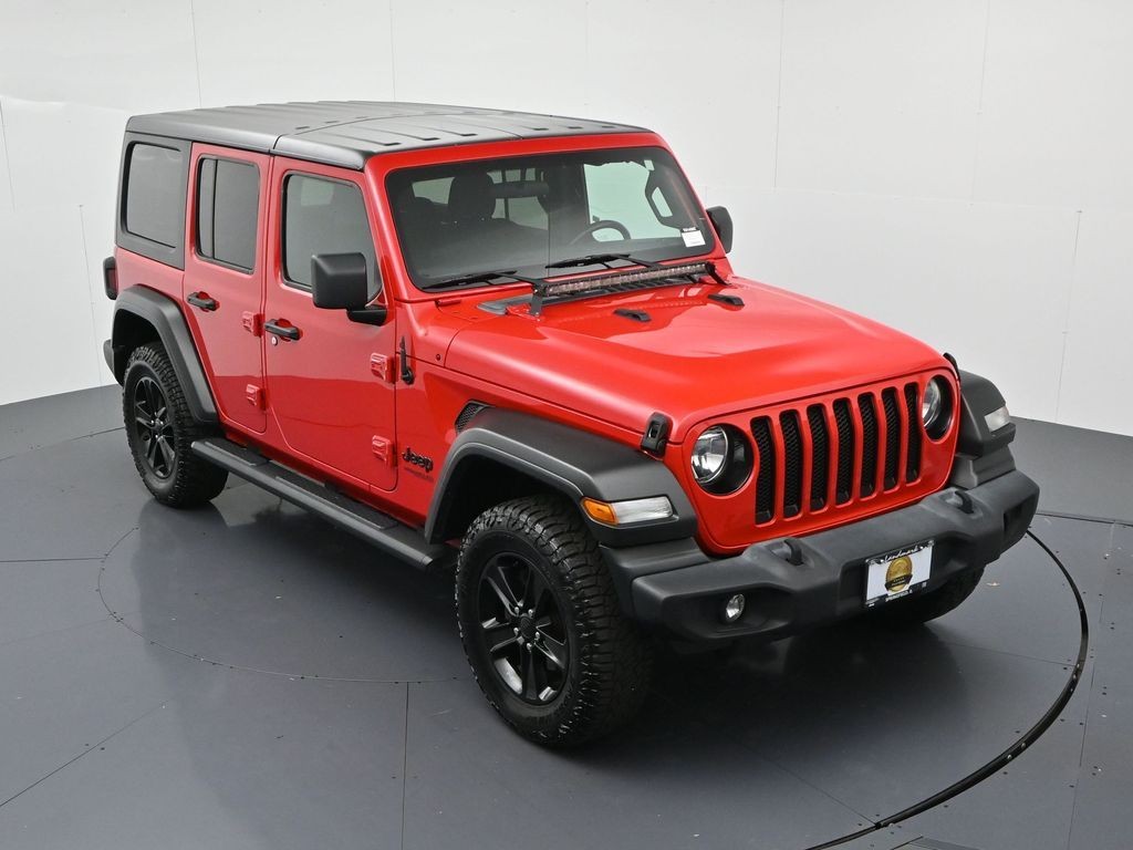 Jeep Wrangler Unlimited Vehicle Full-screen Gallery Image 15