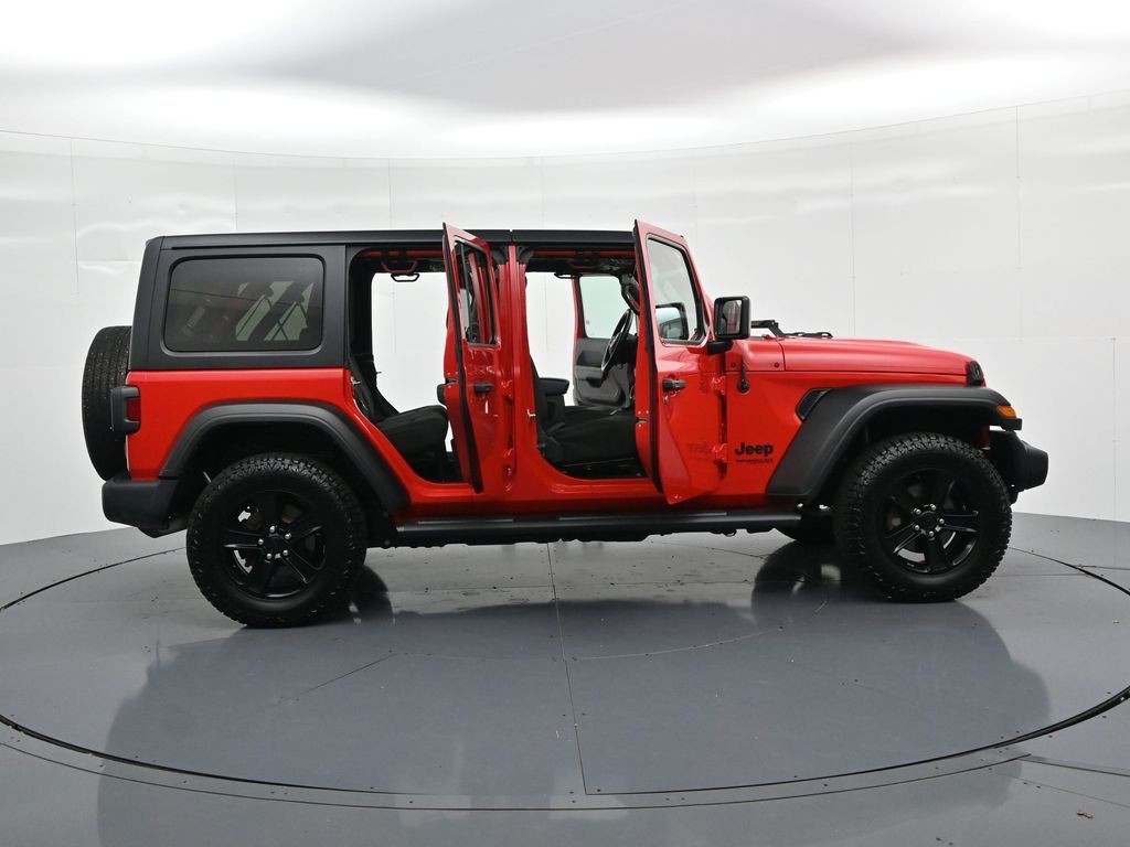 Jeep Wrangler Unlimited Vehicle Full-screen Gallery Image 23