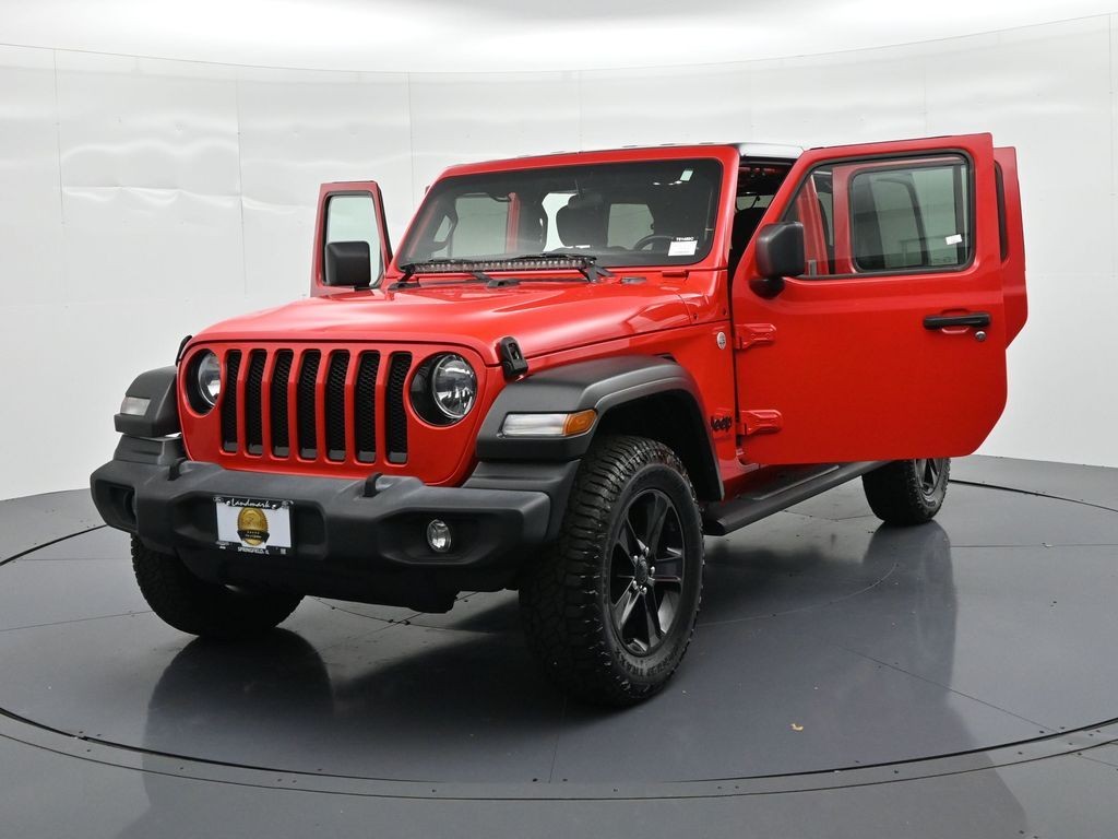 Jeep Wrangler Unlimited Vehicle Full-screen Gallery Image 25