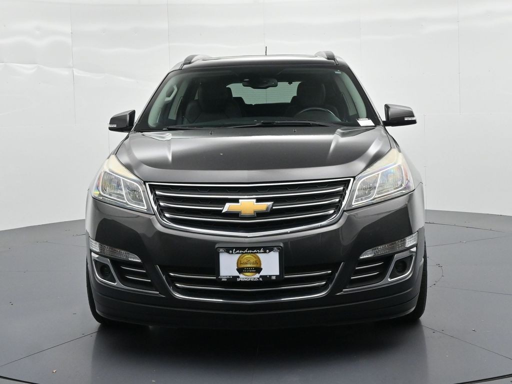 Chevrolet Traverse Vehicle Full-screen Gallery Image 3