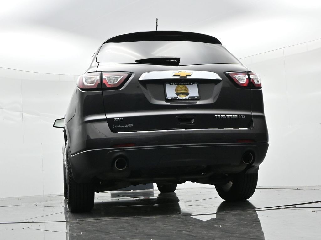 Chevrolet Traverse Vehicle Full-screen Gallery Image 22