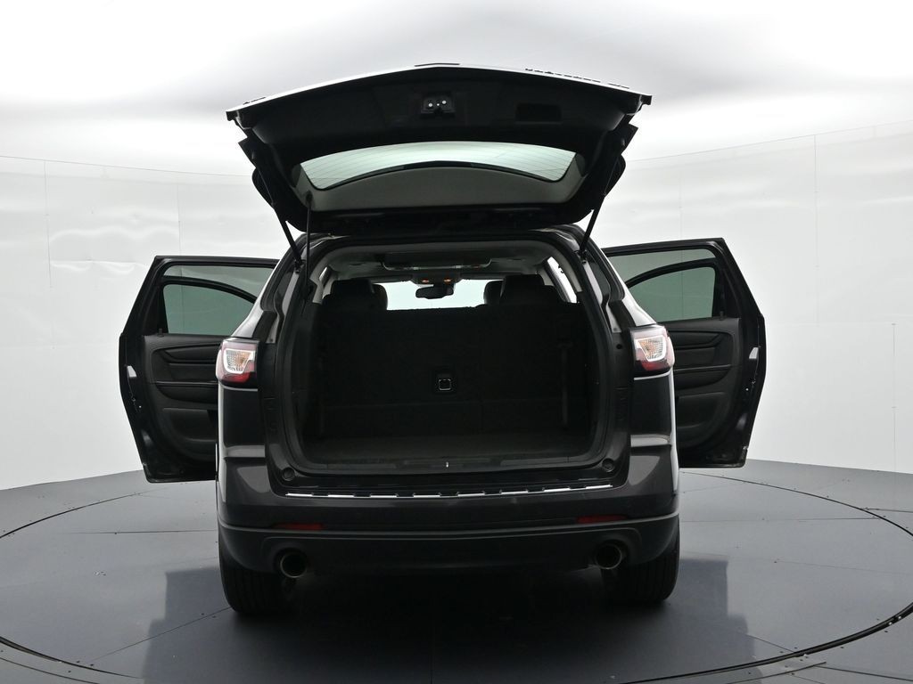 Chevrolet Traverse Vehicle Full-screen Gallery Image 28