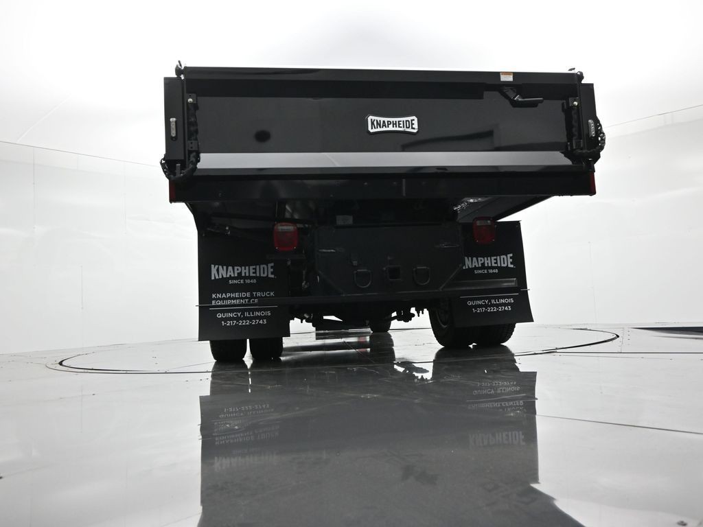 Ford Super Duty F-350 DRW Vehicle Full-screen Gallery Image 23