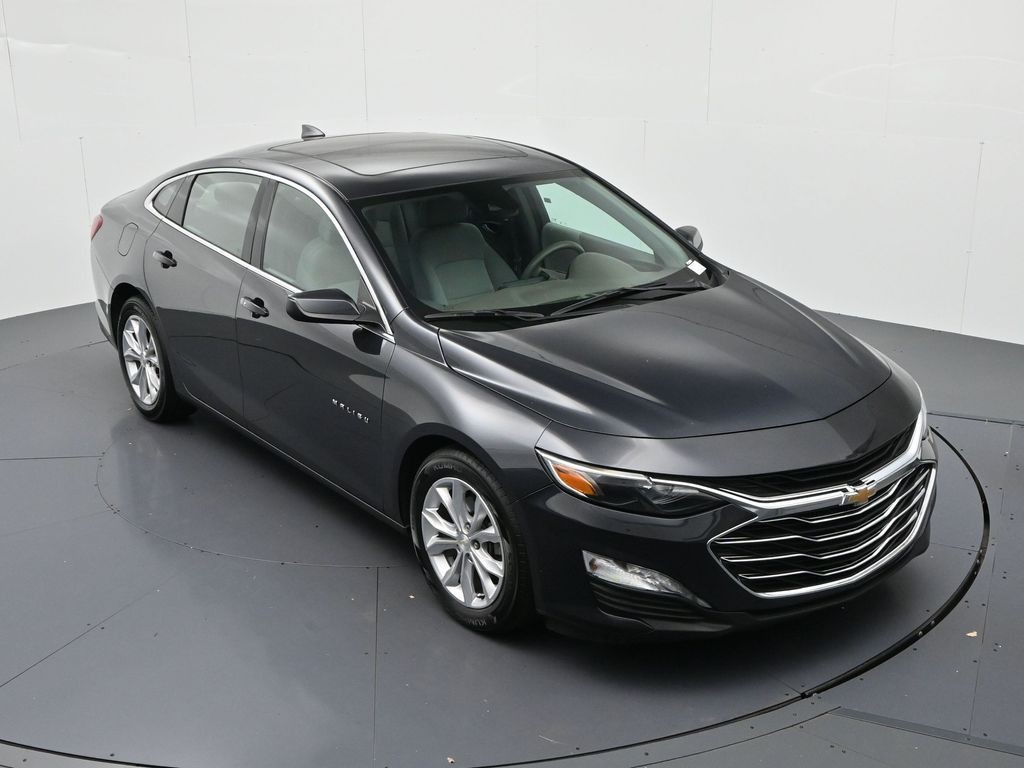 Chevrolet Malibu Vehicle Full-screen Gallery Image 15