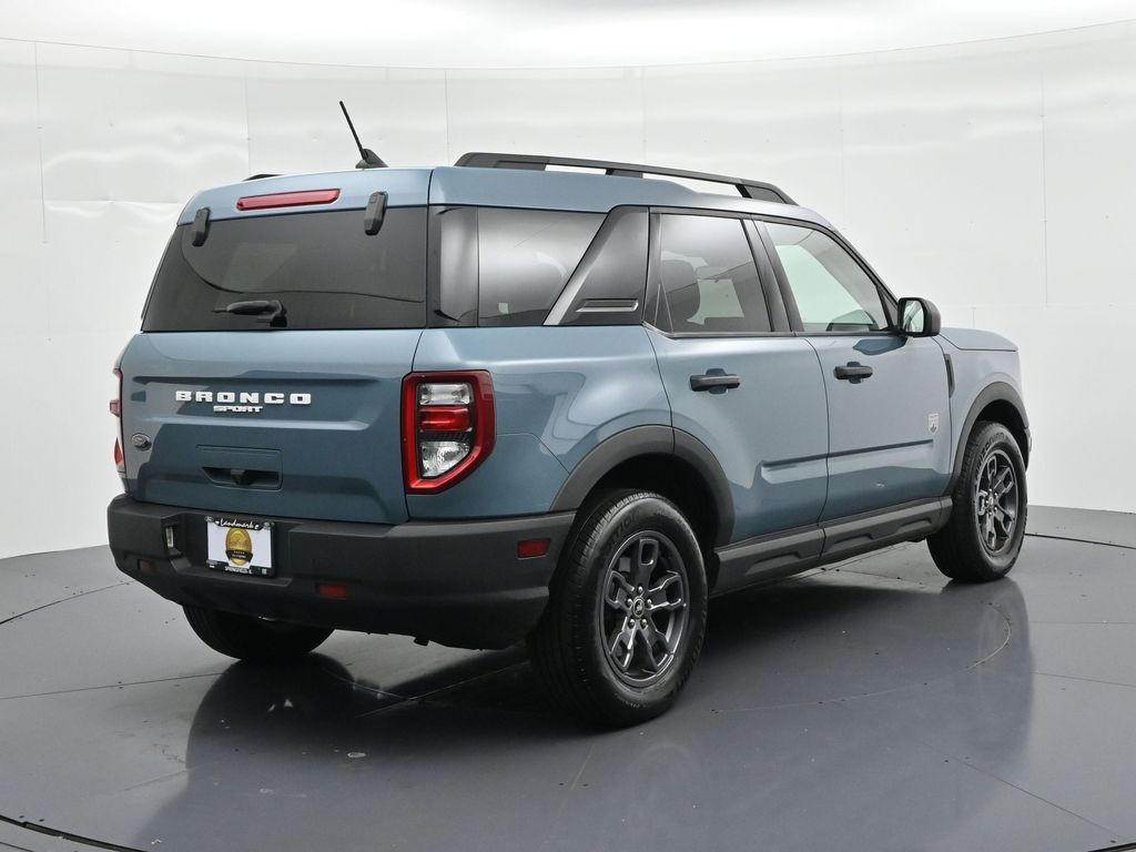 Ford Bronco Sport Vehicle Full-screen Gallery Image 06