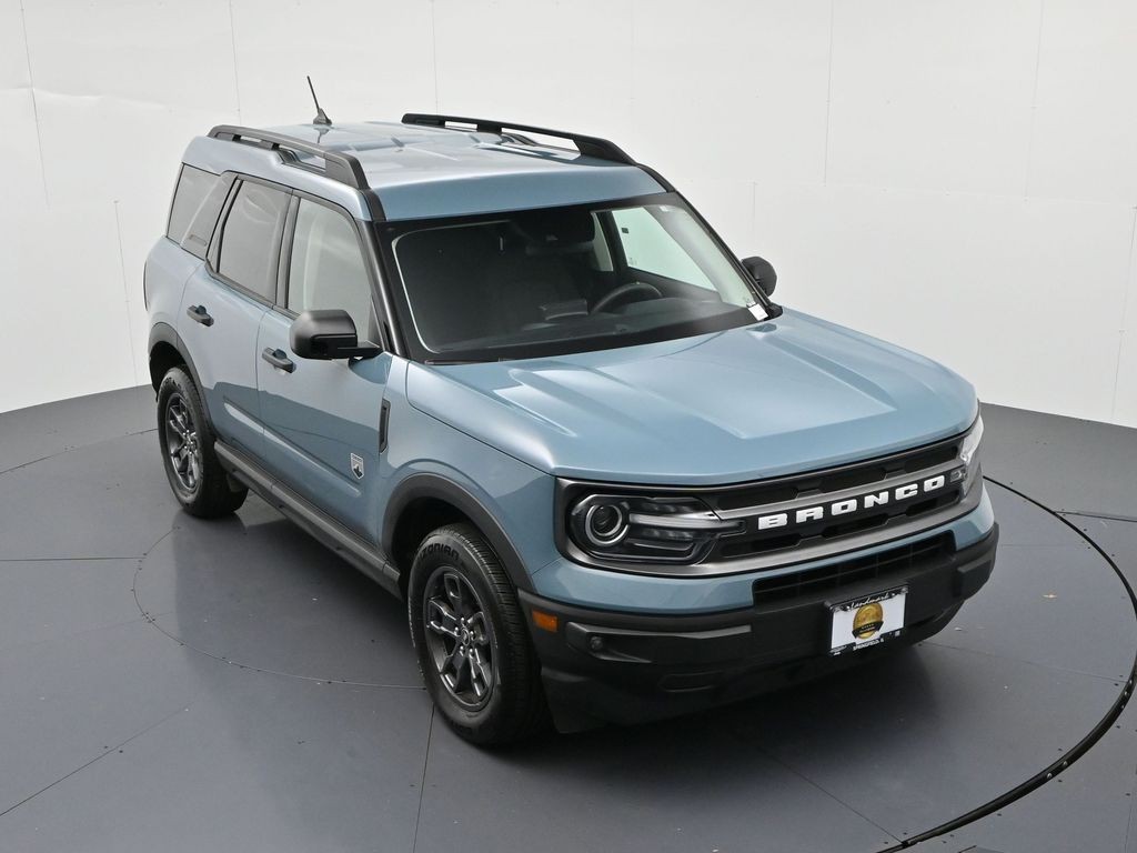 Ford Bronco Sport Vehicle Full-screen Gallery Image 16