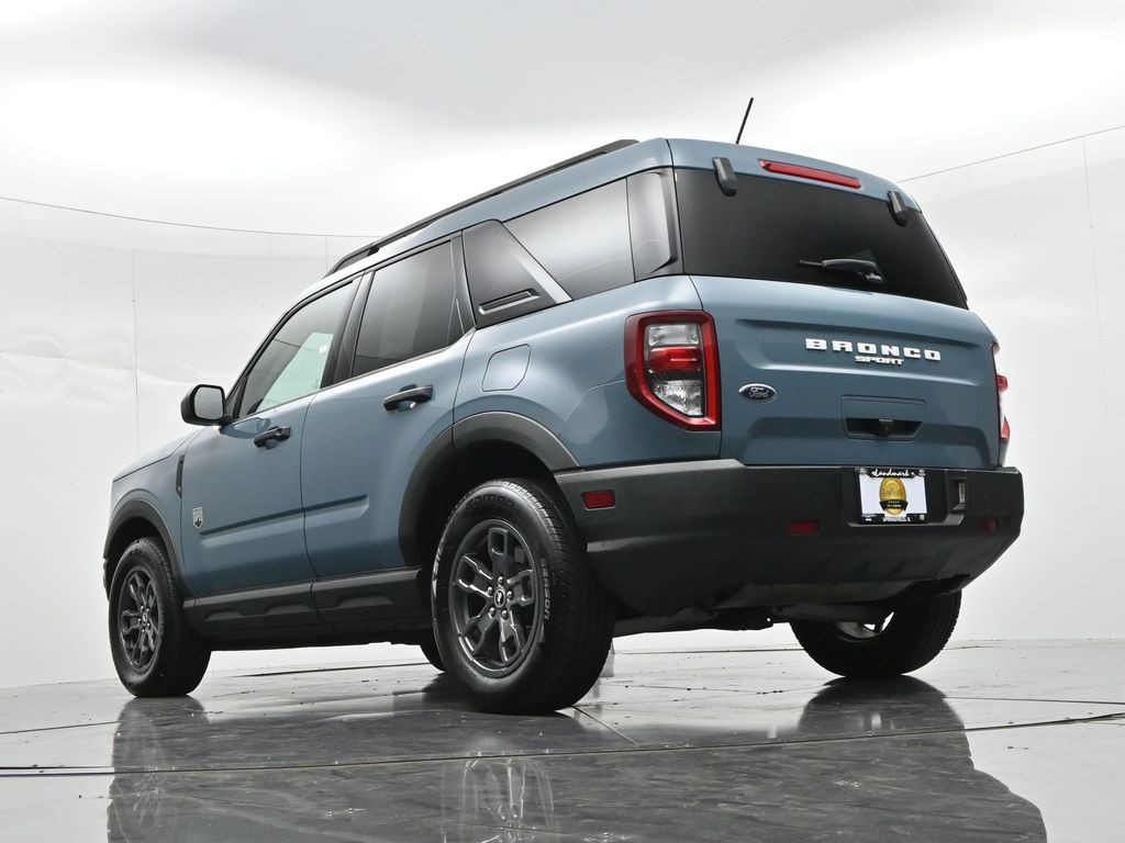 Ford Bronco Sport Vehicle Full-screen Gallery Image 20
