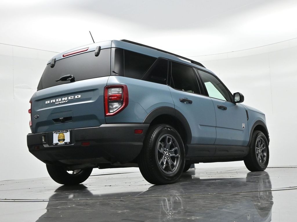 Ford Bronco Sport Vehicle Full-screen Gallery Image 22