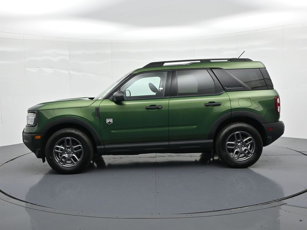 Ford Bronco Sport Vehicle Full-screen Gallery Image 9