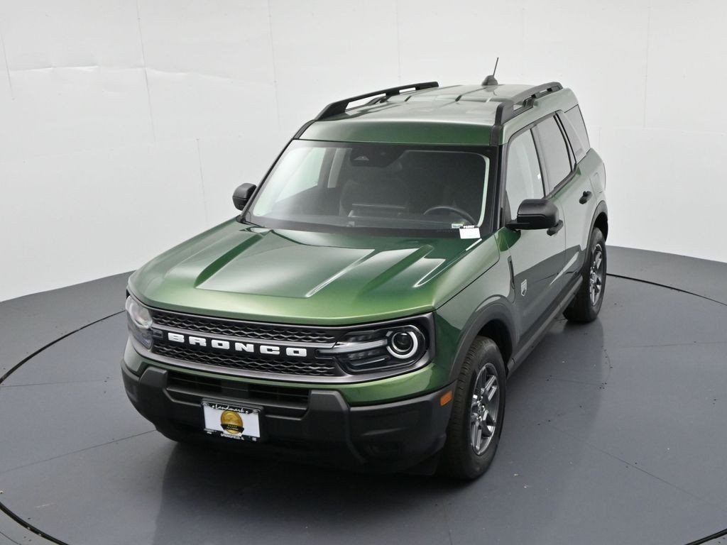 Ford Bronco Sport Vehicle Full-screen Gallery Image 17