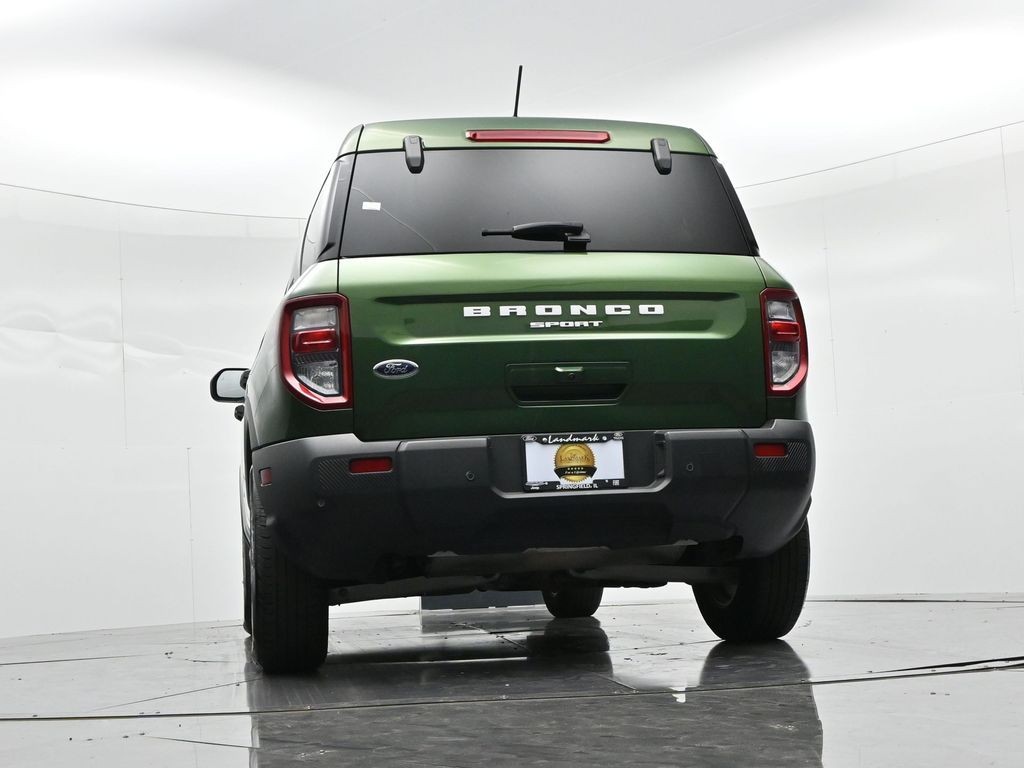 Ford Bronco Sport Vehicle Full-screen Gallery Image 20
