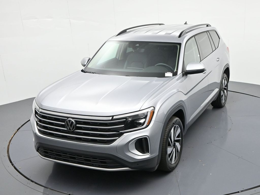 Volkswagen Atlas Vehicle Full-screen Gallery Image 18