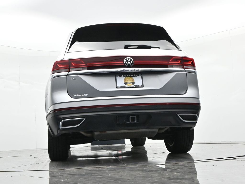 Volkswagen Atlas Vehicle Full-screen Gallery Image 21