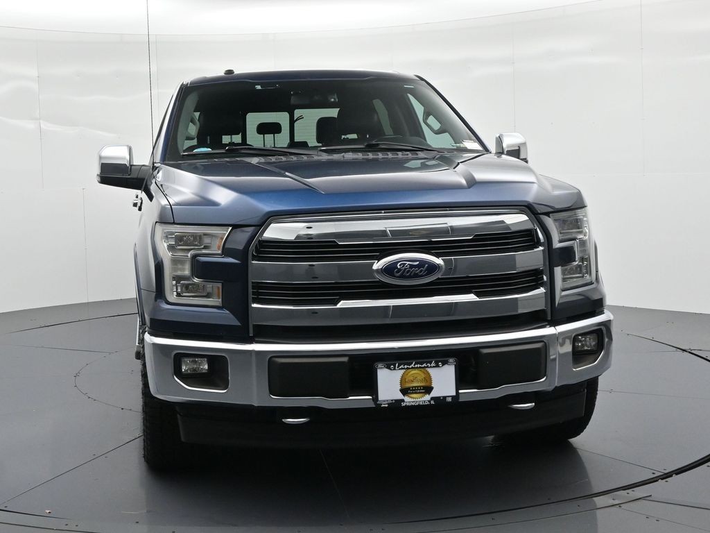 Ford F-150 Vehicle Full-screen Gallery Image 3