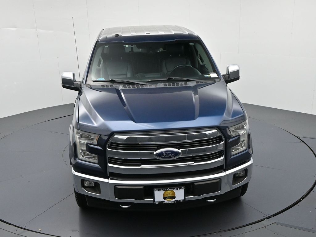 Ford F-150 Vehicle Full-screen Gallery Image 17