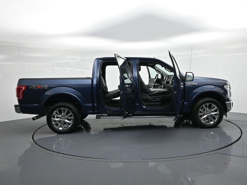 Ford F-150 Vehicle Full-screen Gallery Image 24