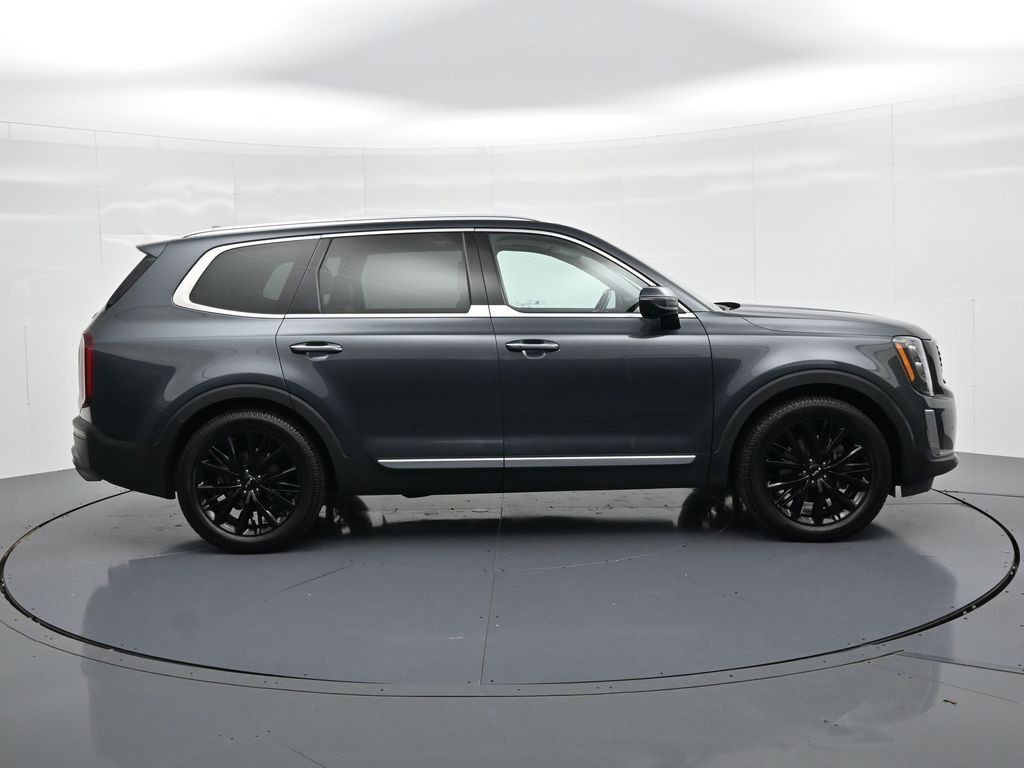 Kia Telluride Vehicle Full-screen Gallery Image 5