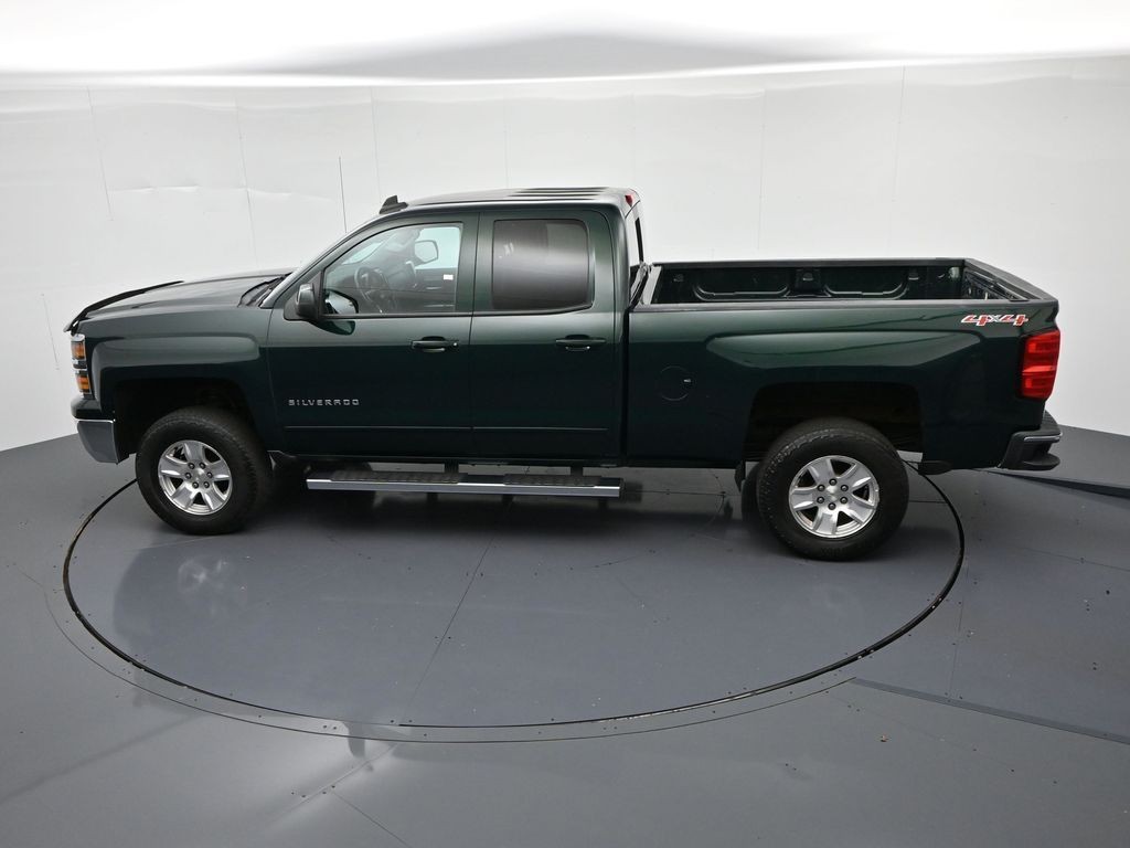 Chevrolet Silverado 1500 Vehicle Full-screen Gallery Image 19