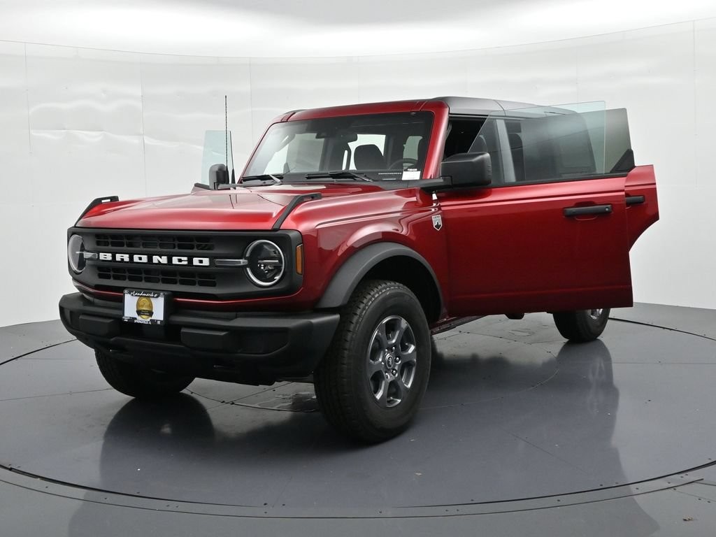 Ford Bronco Vehicle Full-screen Gallery Image 25