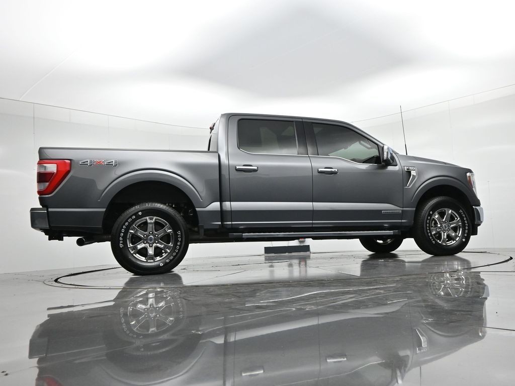 Ford F-150 Vehicle Full-screen Gallery Image 25