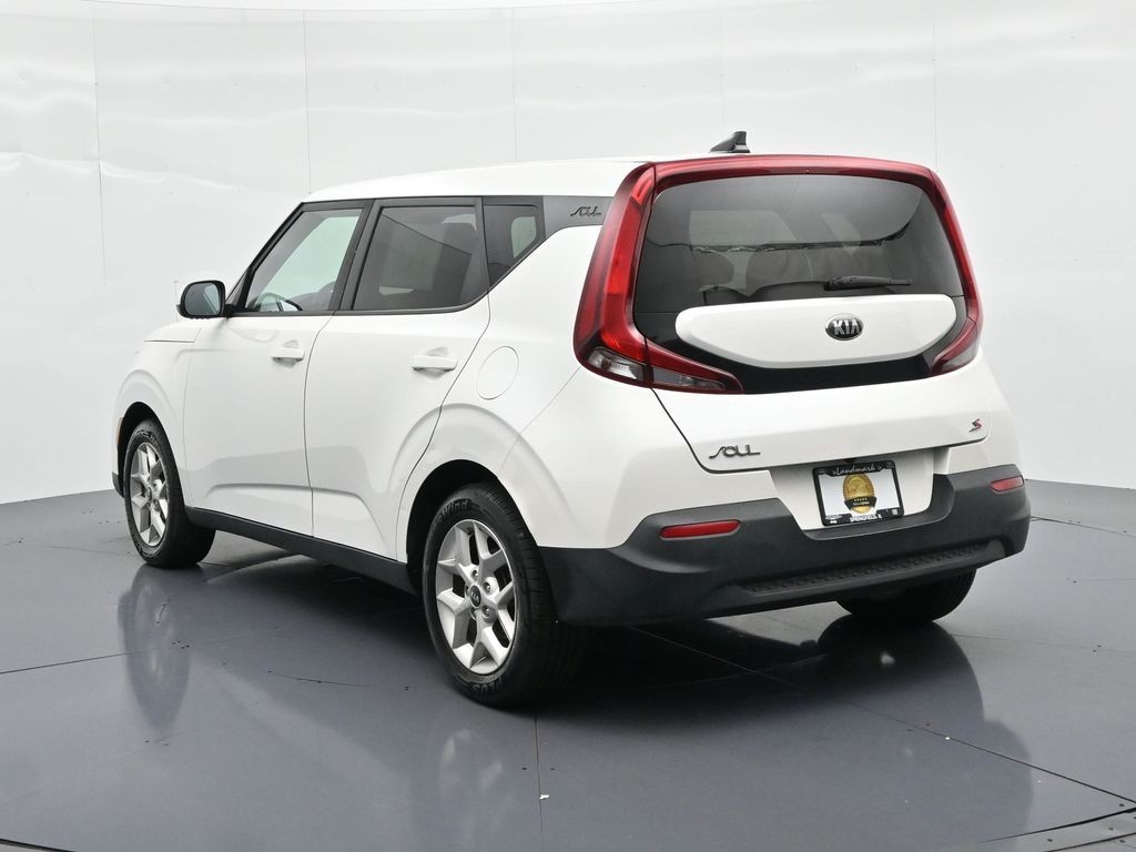Kia Soul Vehicle Full-screen Gallery Image 8