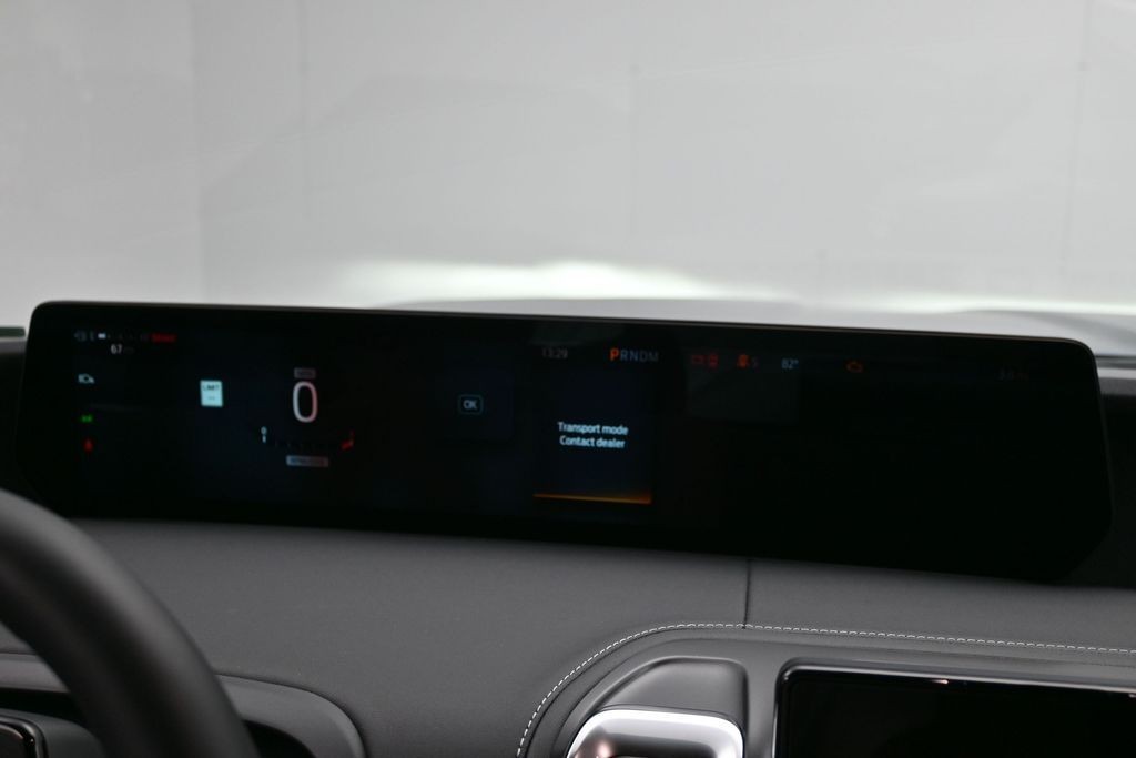 Ford Expedition Vehicle Full-screen Gallery Image 13