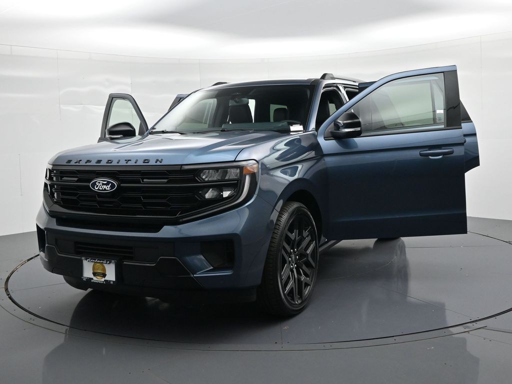 Ford Expedition Vehicle Full-screen Gallery Image 25