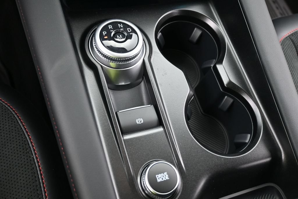 Ford Explorer Vehicle Full-screen Gallery Image 12