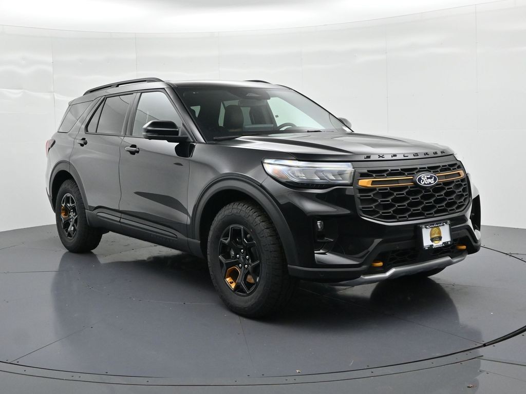 Ford Explorer Vehicle Full-screen Gallery Image 4