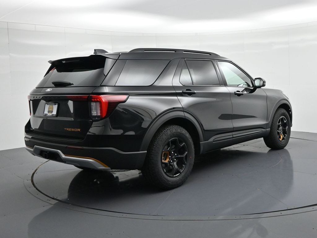 Ford Explorer Vehicle Full-screen Gallery Image 6