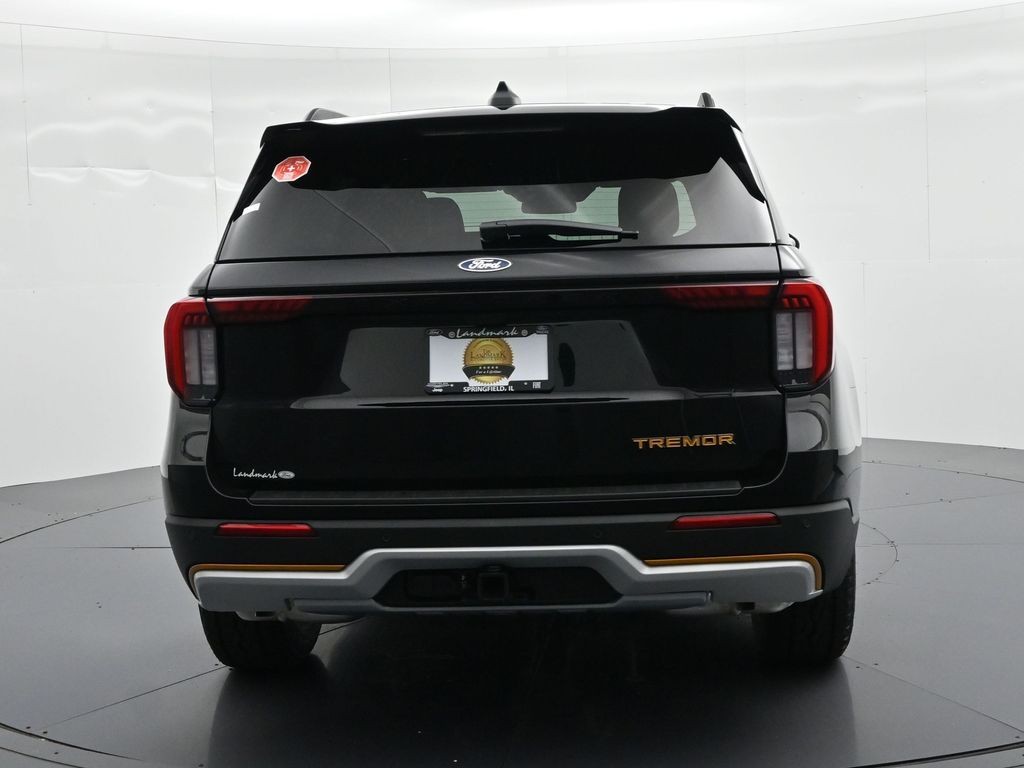Ford Explorer Vehicle Full-screen Gallery Image 7