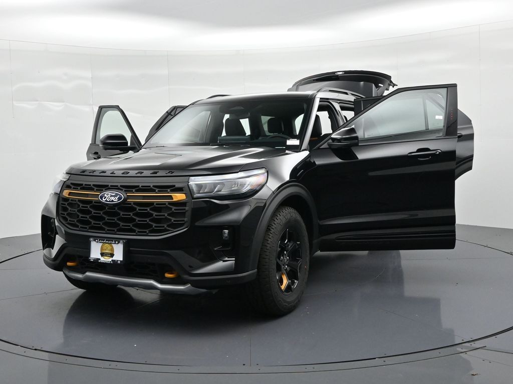 Ford Explorer Vehicle Full-screen Gallery Image 27